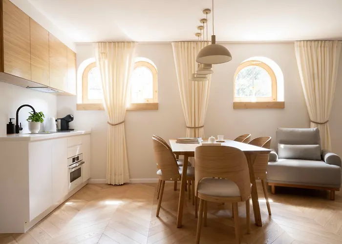 Na Sienkiewicza 29b *